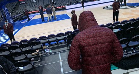 Ouuu Dnasty model photo