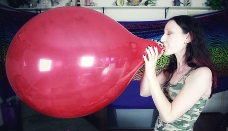 Ravyn Hazelwood Free porn model picture