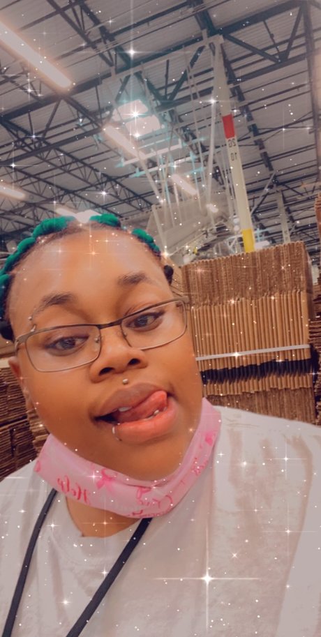 Pretty Ass Plus Size Gurl top model picture