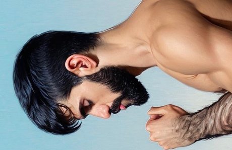 RaphaMasters naked star pics