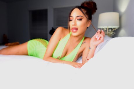 Rica Colombiana pornstar exclusive photos