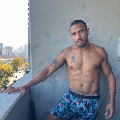 Renold adult model gallery