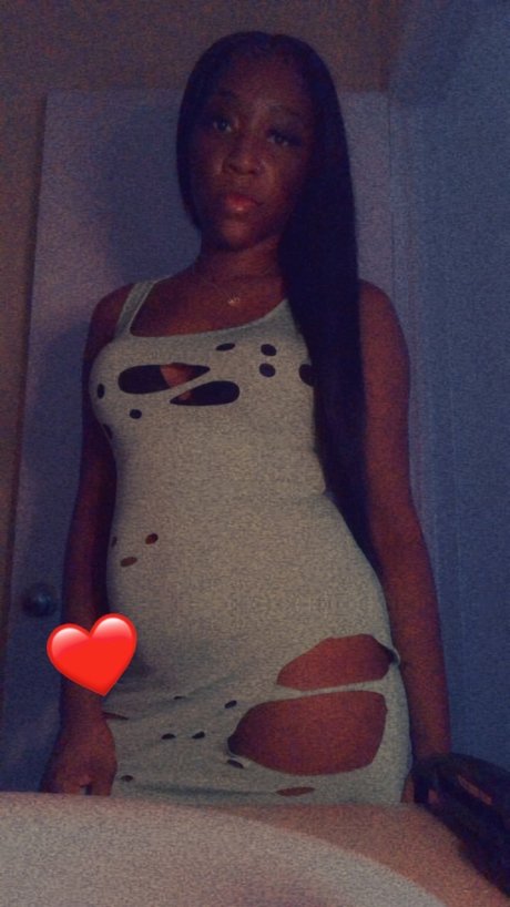 Renellbella31 adult star pics