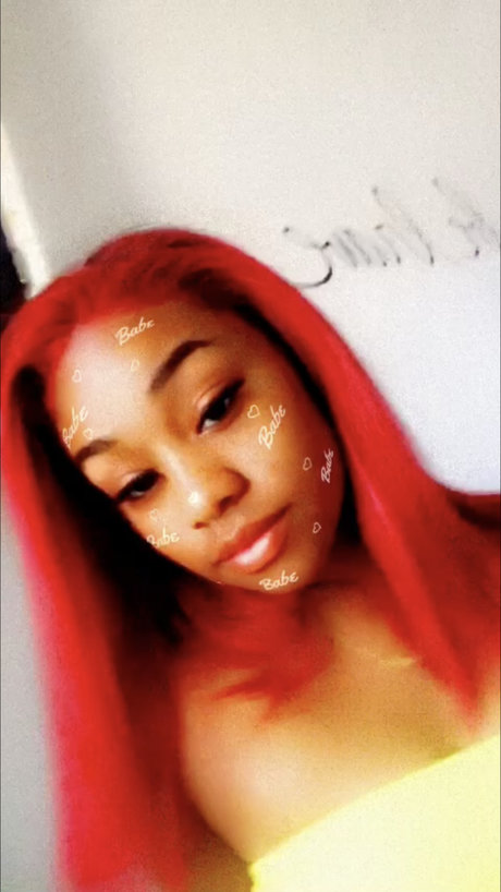 regine_ model free photo