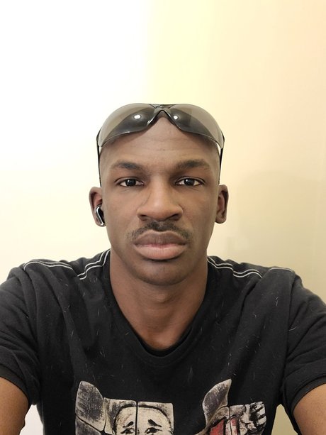 Reggie B nude pornstar pics