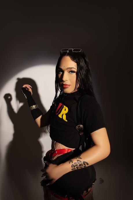 Freaky kingdom com exclusive star images