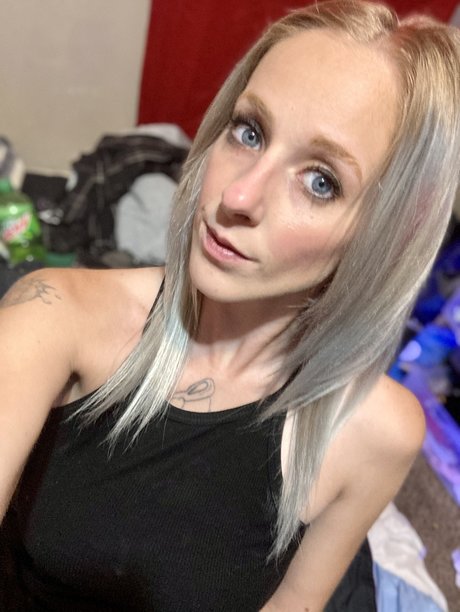 Tara Snyder top model photo