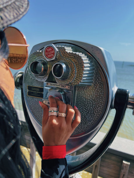 Red Crown star erotic pics