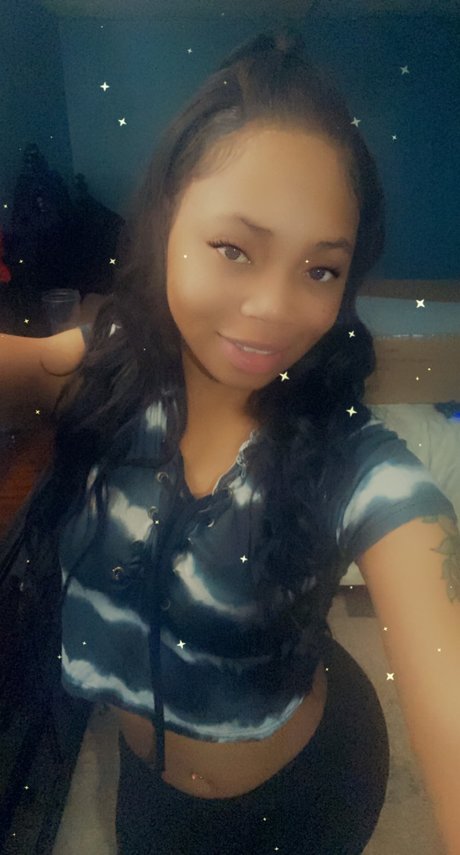 Red Bone Lex_ beautiful star pic