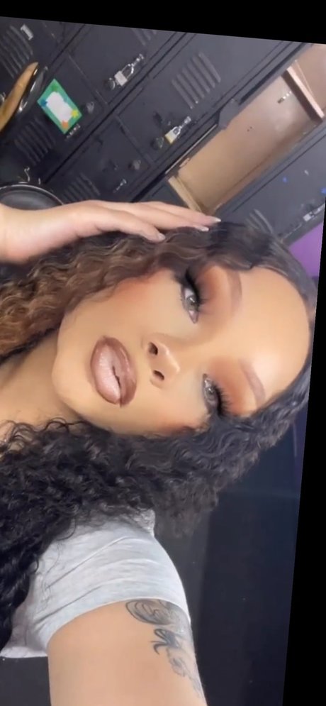 Spoil Barbie beautiful star photos