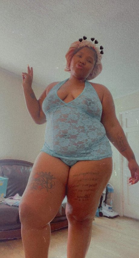 KennBaee nice actress picture