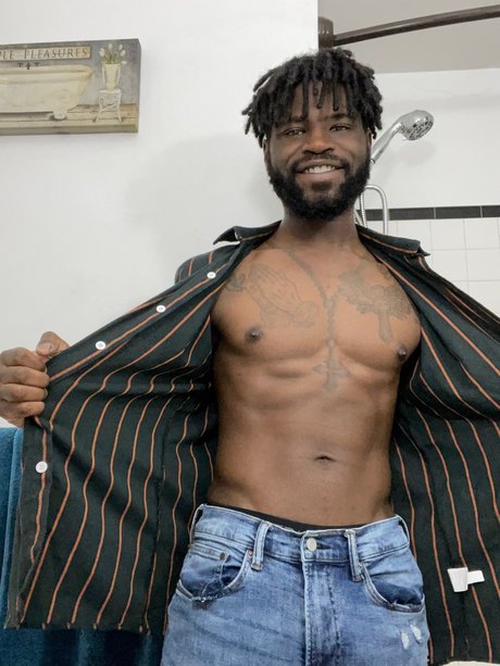 Jamal Jones art actress pictures