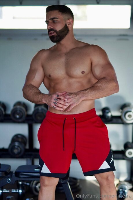 Terra Daddy star hot pictures