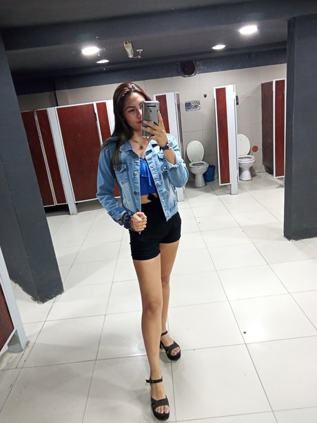 Rosario star adult picture