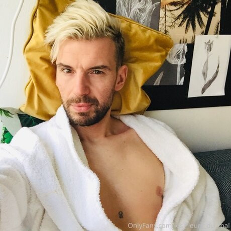 romantic amp amp kinky Profile pic