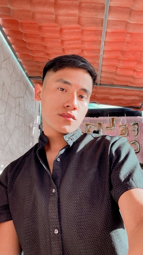 ROID GARCIA model pretty gallery