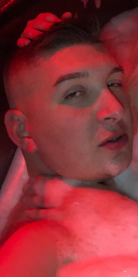 Rod Lewd model xxx photos