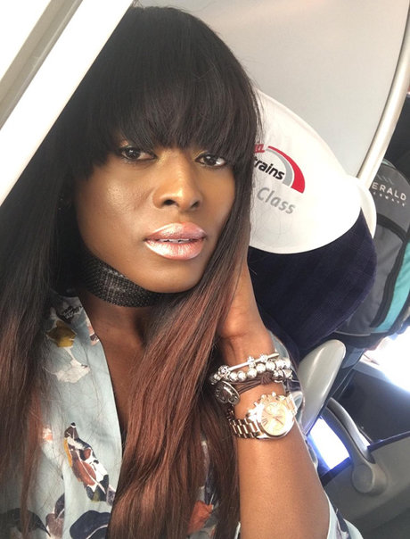 RobynElectra naked actress archive