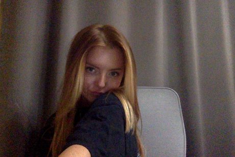 Robin Winters naked pornstar gallery