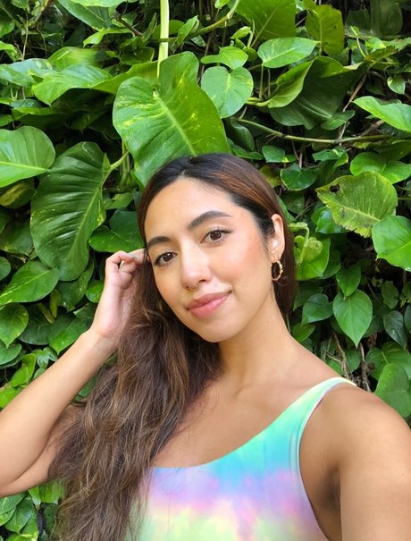 Robin Mae pornstar nude photo