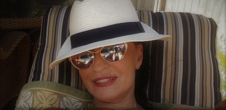 Rita Daniels model perfect picture