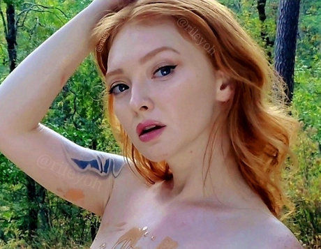 RileyOh model nice pics