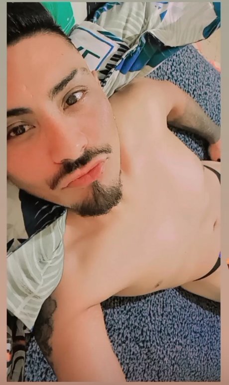 El Hiro kawai star sexy image