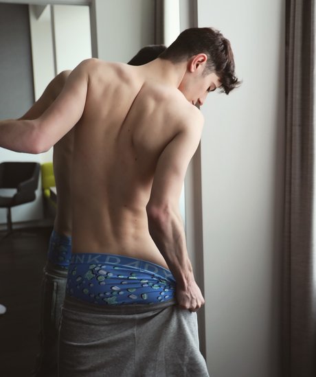 Ryan Olsen pornstar erotic img