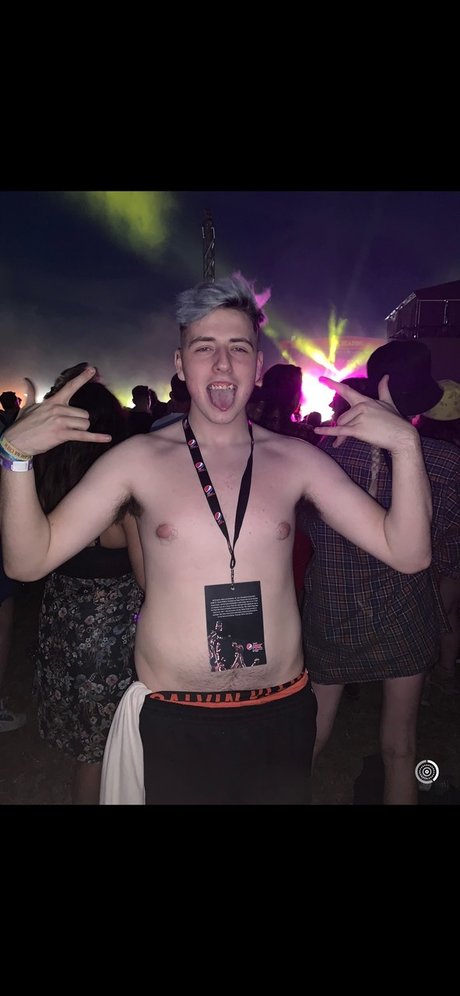 ryan belcher model top archive