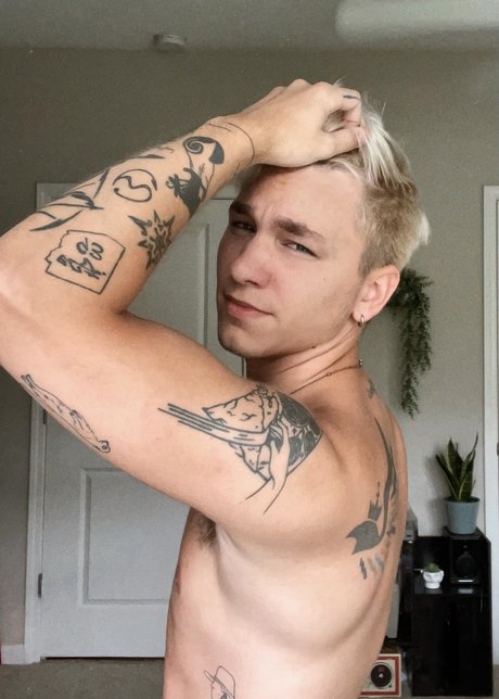 Ryan Greene xxx actress pic