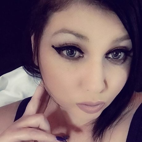 Russian Roulette sex star pic