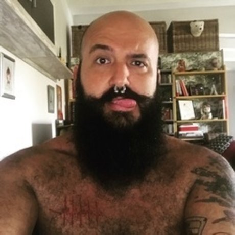 Rub n top actress photo