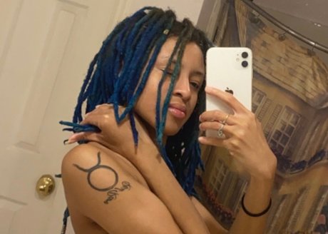 RoyalBlue best actress images