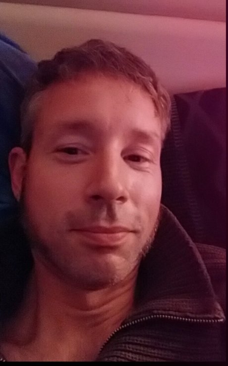 Round CareGiver exclusive star pic