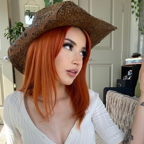 Aveda naked pornstar gallery