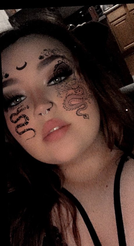 Rose Cheeks erotic star image