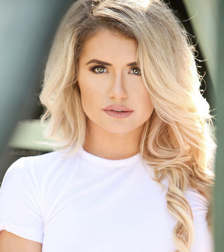 Sami Kat best actress gallery