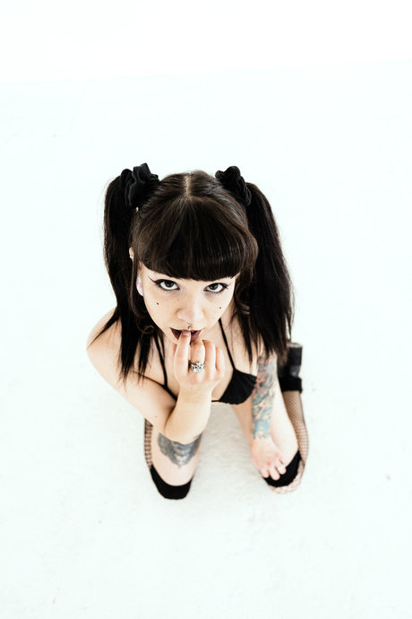 SalemGrey adult star pic