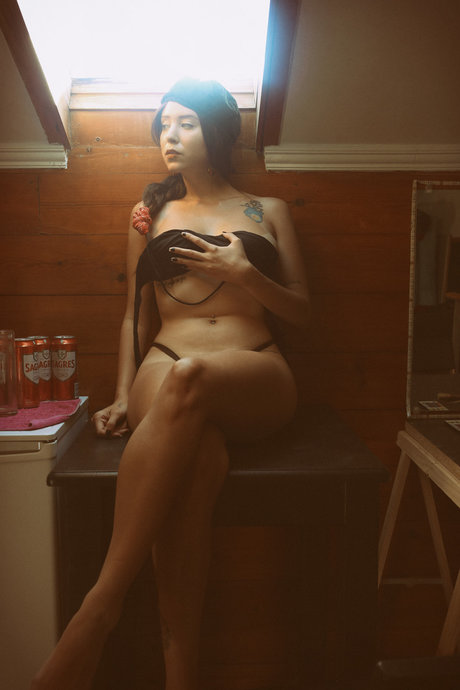 Bibi Sal_ model free pics