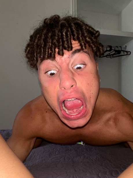 Esploratore di caverne star adult photo