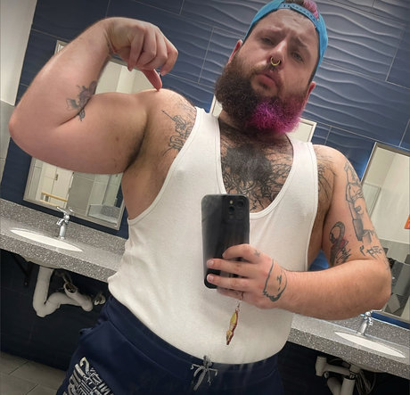 Saint Dionysos xxx model galleries