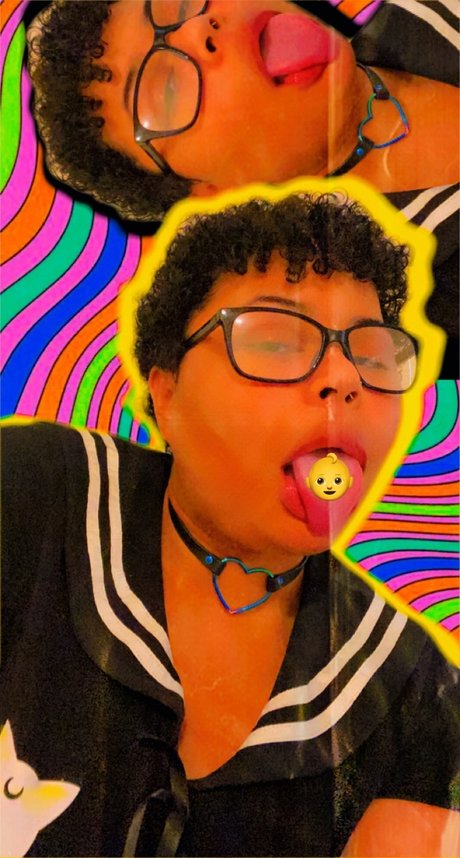 Sailor coconut sexy model img