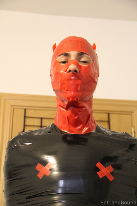 Safe and Bound art star archive