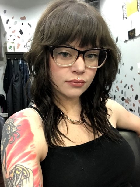 Sadie Morgan model best gallery