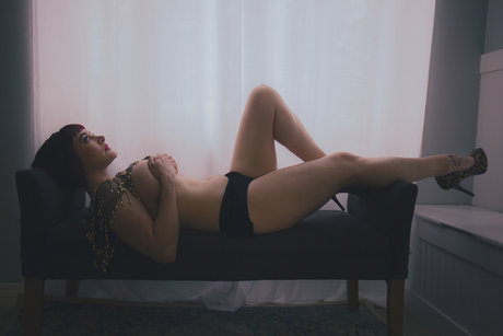 Sadie Nyx free porn actress galleries