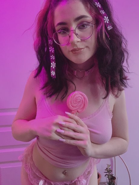 Blue Velvet model high quality image