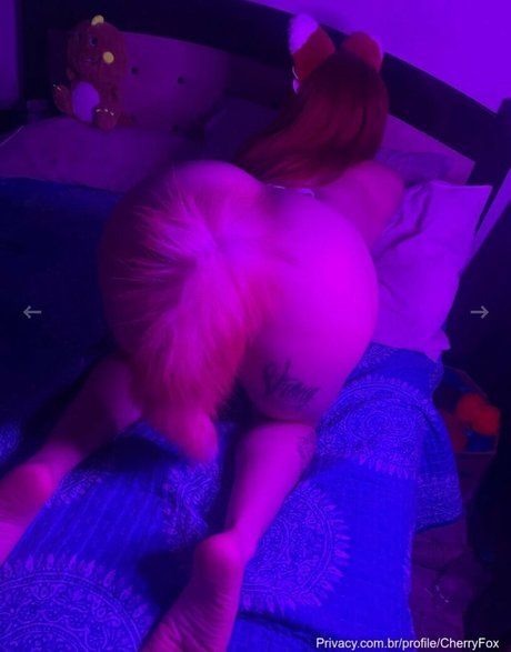 Thepoisoncherry pornographic model image