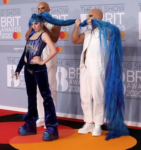 Ashnikko star nudes pics