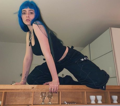 Ashnikko pornstar hot pic