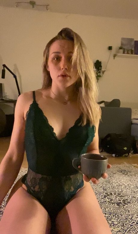 Ellen Akesson nudes actress galleries